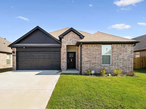 110 Mikah Dr, Maumelle, AR 72113