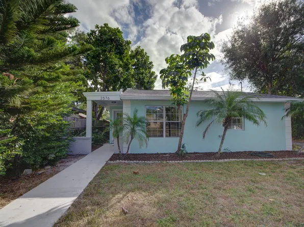 2576 39th Ave N, Saint Petersburg, FL 33714