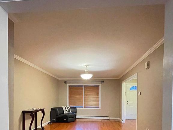 4th image of 17 Putnam St #1