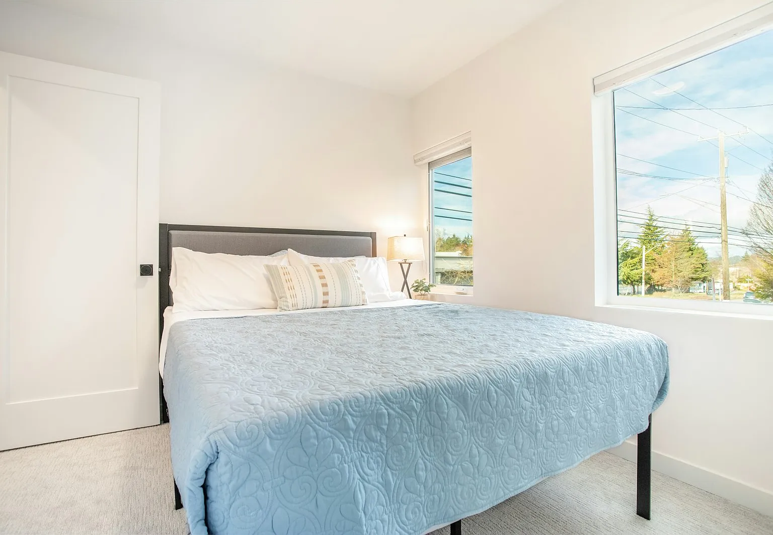 6032 Sand Point Way Northeast — Photo 3