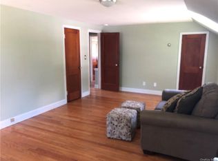 1 Galloway Hts, Warwick, NY 10990