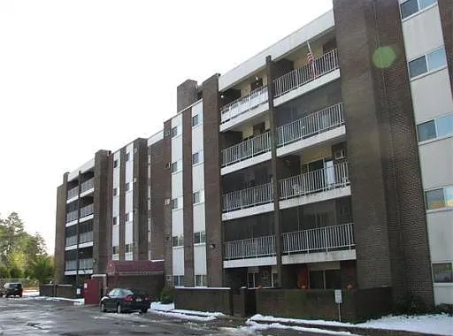 64 Main St #13B — Photo 2