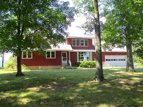 2nd image of 9 Charles Ln