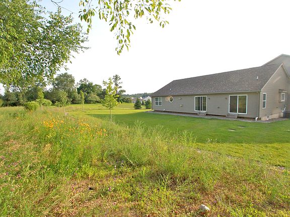 2nd image of 4684 Pebble Ct
