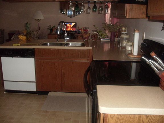 5th image of 1521 Pomona Dr