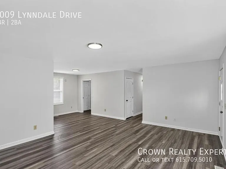 1009 Lynndale Dr — Photo 14