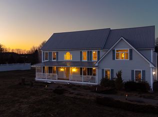 69 Tolend Rd, Barrington, NH 03825