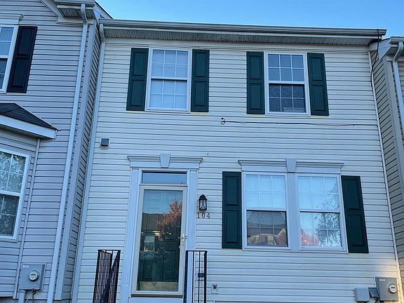 2nd image of 104 Hupps Hill Ct