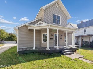 305 S Main St, Gibsonburg, OH 43431