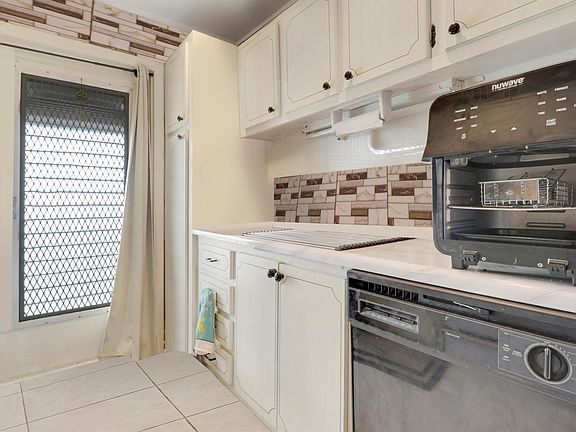4th image of 130 Doolen Ct APT 308