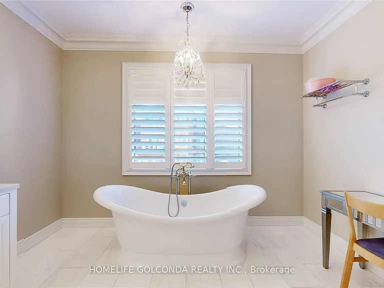 28 Stollery Pond Cres — Photo 25