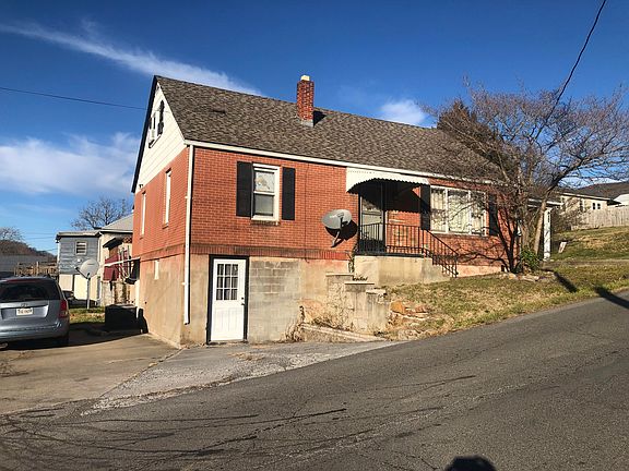 2nd image of 802 & 804 N Rockbridge Ave