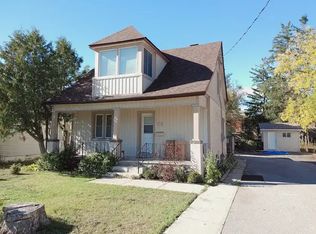 50 Donald St #1A, Barrie, ON L4N 1E3