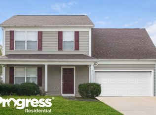 11317 Northwoods Forest Dr, Charlotte, NC 28214