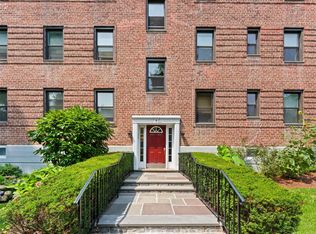 14 S Broadway #7-2B, Irvington, NY 10533