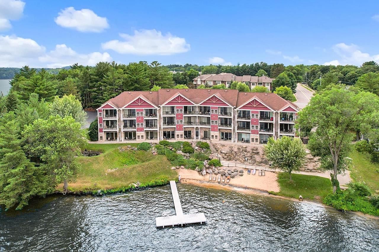680 East Hiawatha Dr UNIT 425, Wisconsin Dells, WI 53965 Zillow