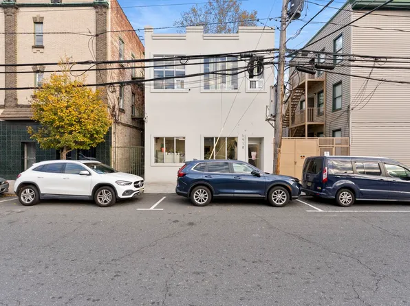 5910 Palisade Avenue image 2 of 23