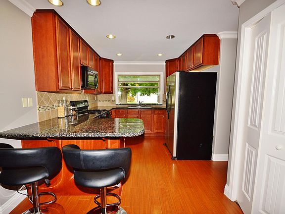 5th image of 6377 Ebensburg Ln
