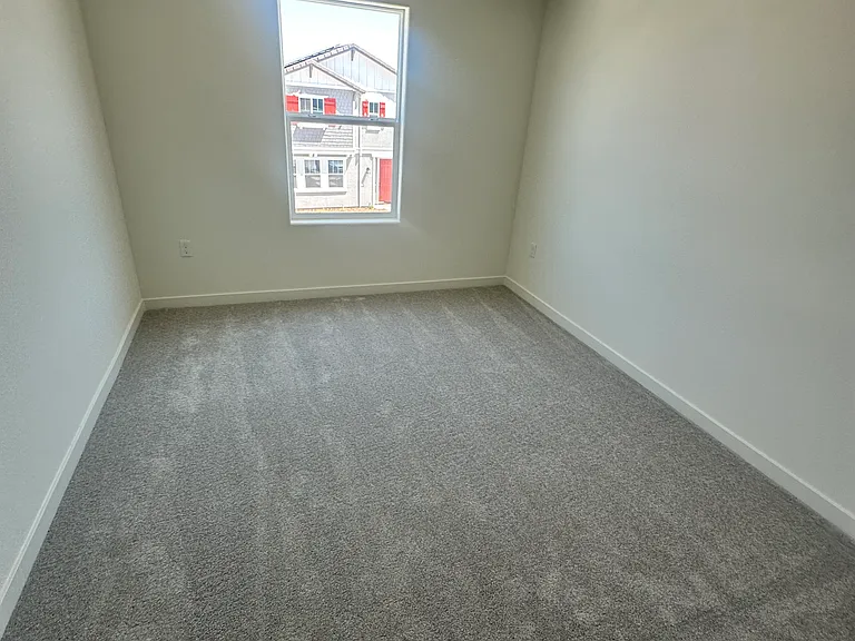 527 Twilight Pl — Photo 15