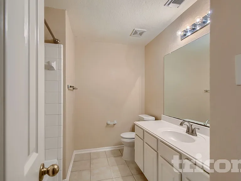 9711 Sugarblossom Ln — Photo 7