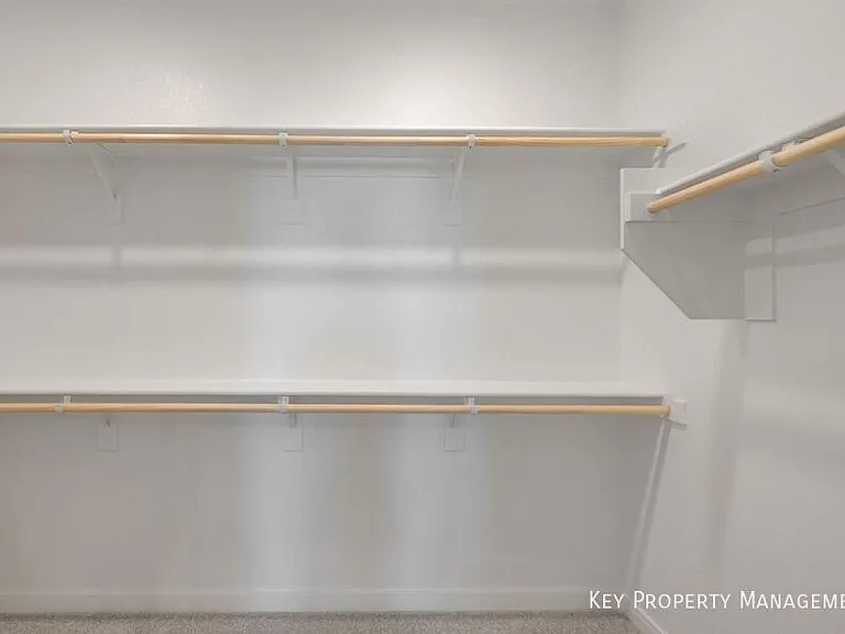 239 Freeport View Pl — Photo 11