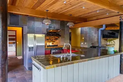 Open kitchen