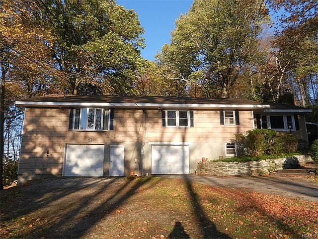 1st image of 28 Birch Dr