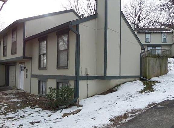 2nd image of 5756 N Anita Ave