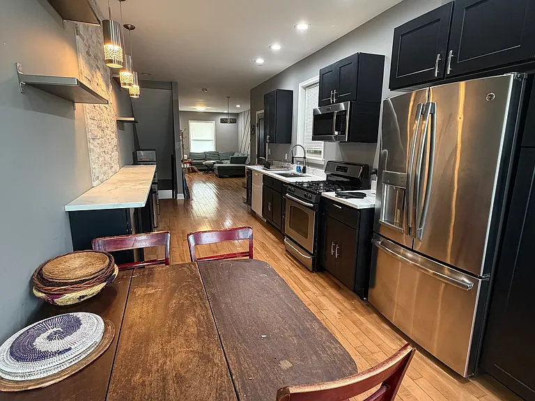 2802 Violet Ave — Photo 9