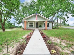 913 Church St, Winnsboro, TX 75494