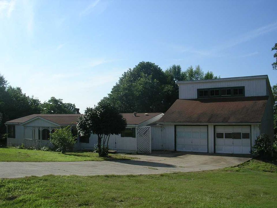 1st image of 6207 Caprice Dr