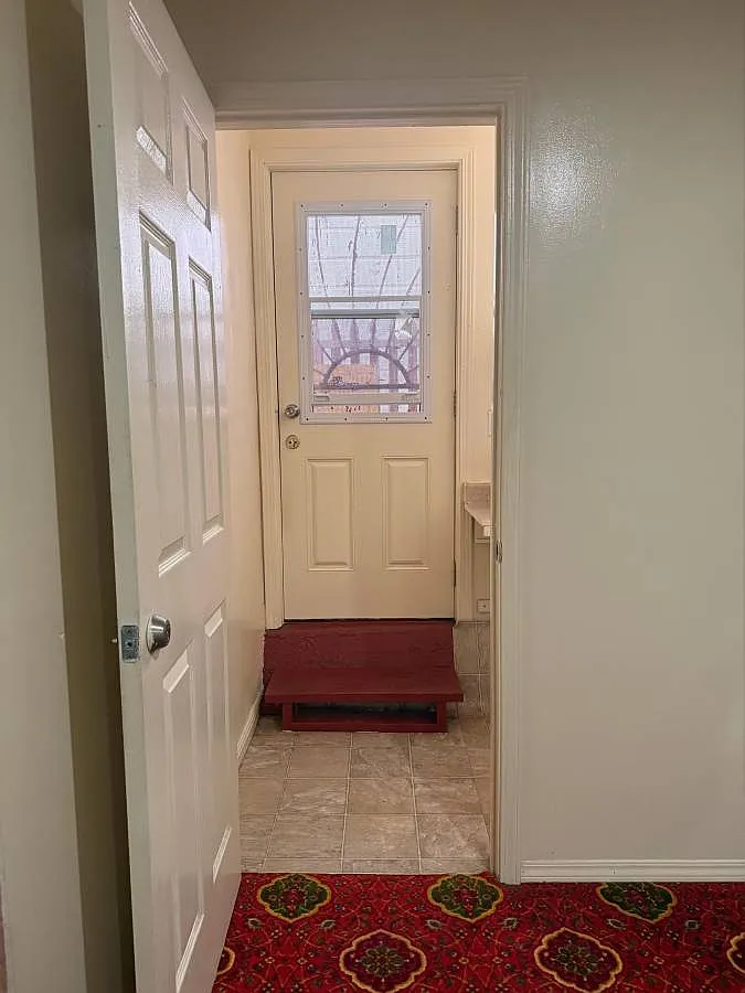 1 bed, 1222 sqft, $1,400 — Photo 4