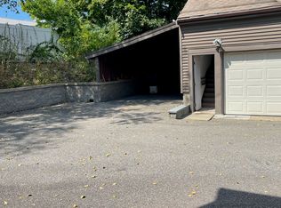 60 Pershing Rd #G, Needham Heights, MA 02494