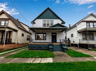 42 Pine Ridge Rd, Buffalo, NY 14211