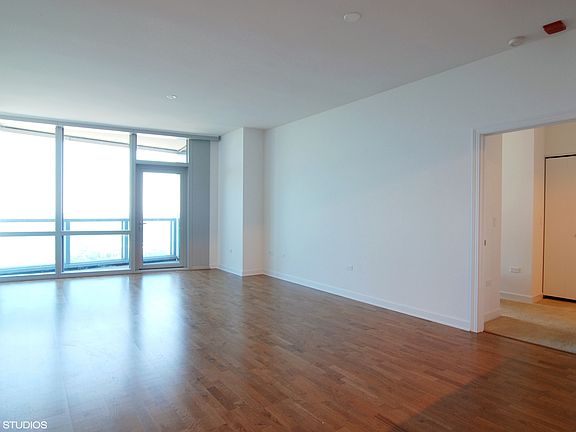 2nd image of 1211 S Prairie Ave APT 2303