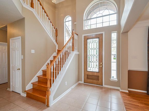 4th image of 1711 Bumelia Ct