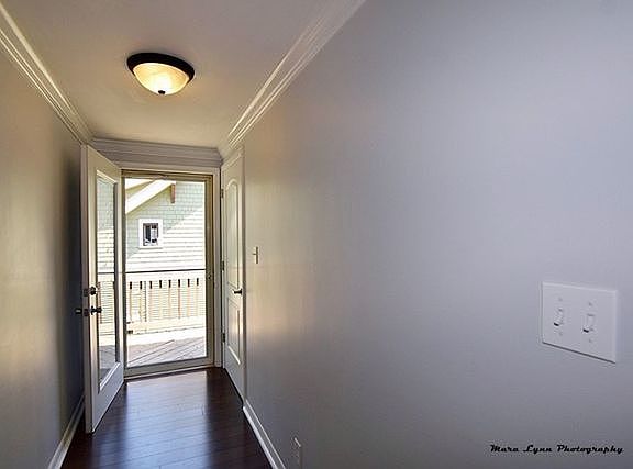 2nd image of 424 Blaine St #0