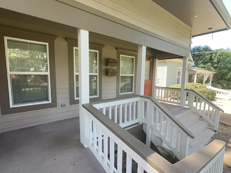 839 E Park Ave #A — Photo 2