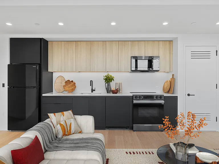 11 Ocean Pkwy #Penthouse 104 — Photo 4