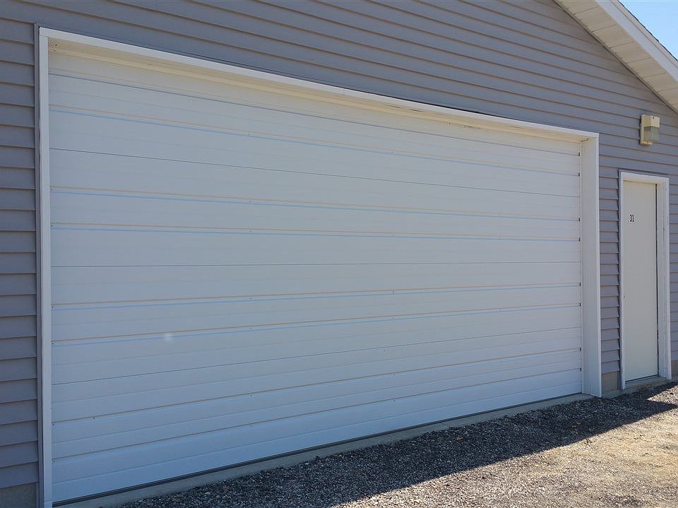1st image of 1665 Short Dr