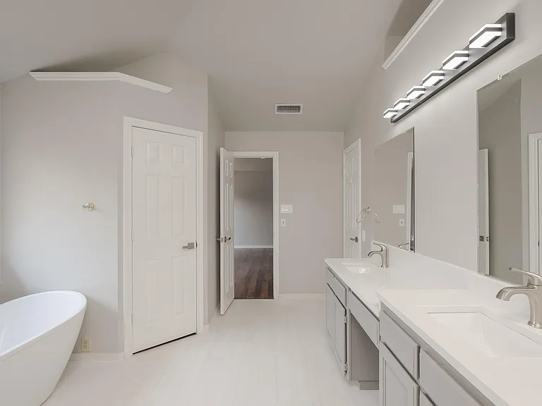 532 Lake Forest Dr — Photo 21
