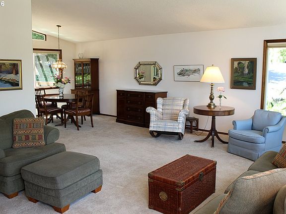 4th image of 19420 Wilderness Dr