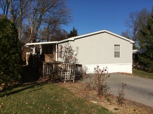 130 Mountain Village Dr, Macungie, PA 18062