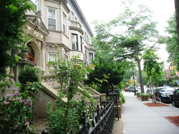 399 Stuyvesant Avenue image 1 of 17