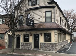 32 Locust Ave, Wallington, NJ 07057