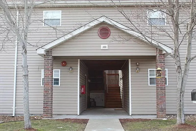 103 Garden Cir #2