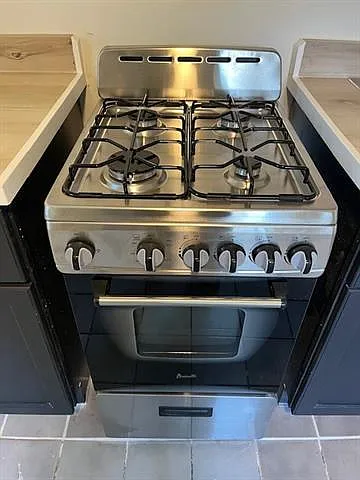 1 bed, 1.0 bath, 600 sqft, $1,300 — Photo 4