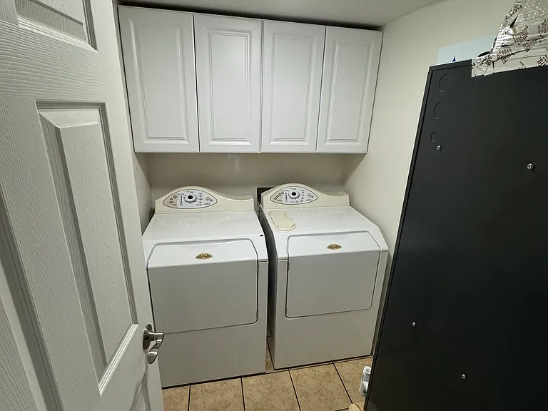 8440 E Greg Ct #B — Photo 9