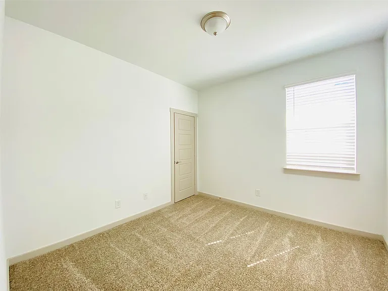 2811 Chancery Summit Ct — Photo 14