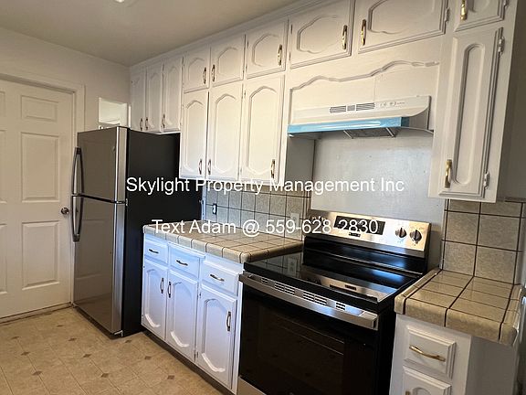 3rd image of 2546 N Archie Ave